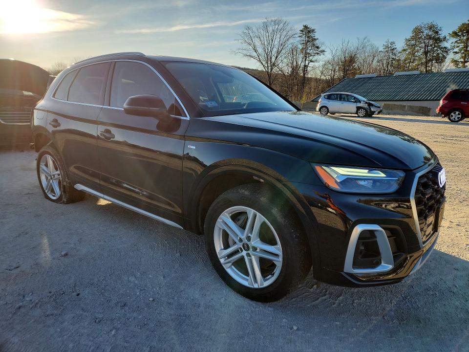 45632456 :رقم المزاد ، WA1G2AFY0R2102423 vin ، 2024 Audi Q5 E مزاد بيع