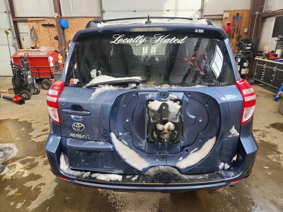 41688416 :رقم المزاد ، 2T3BF4DV8BW156046 vin ، 2011 Toyota Rav4 مزاد بيع