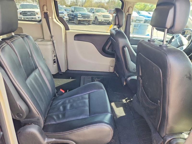 47385466 :رقم المزاد ، 2C4RC1BG9GR280581 vin ، 2016 Chrysler Town & Country مزاد بيع