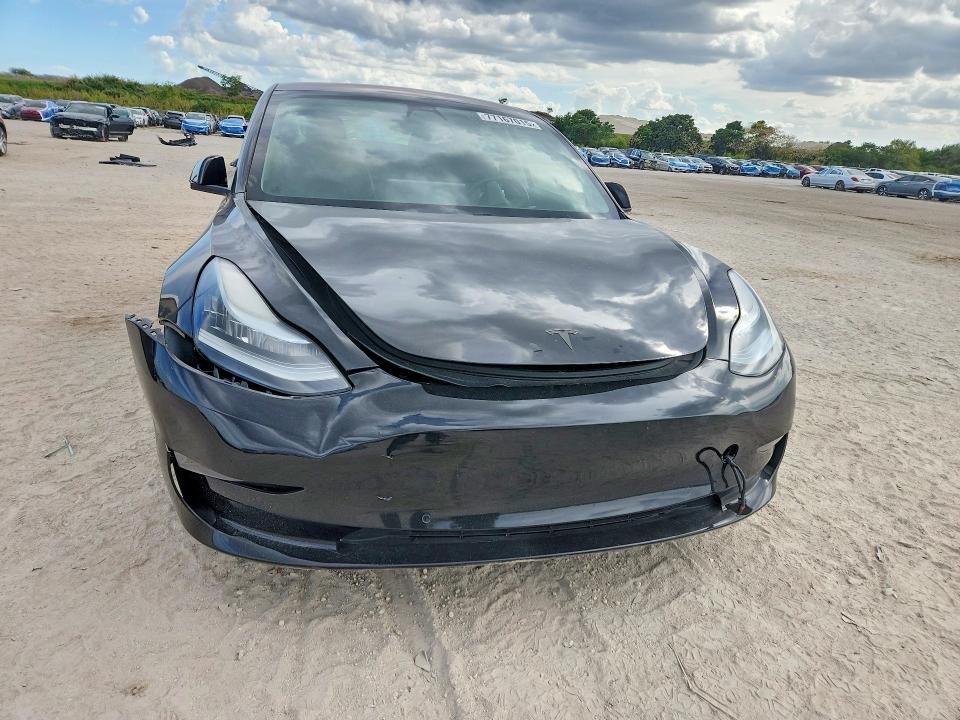 Продажа на аукционе авто 2019 Tesla Model 3, vin: 5YJ3E1EA2KF313416, номер лота: 77167015