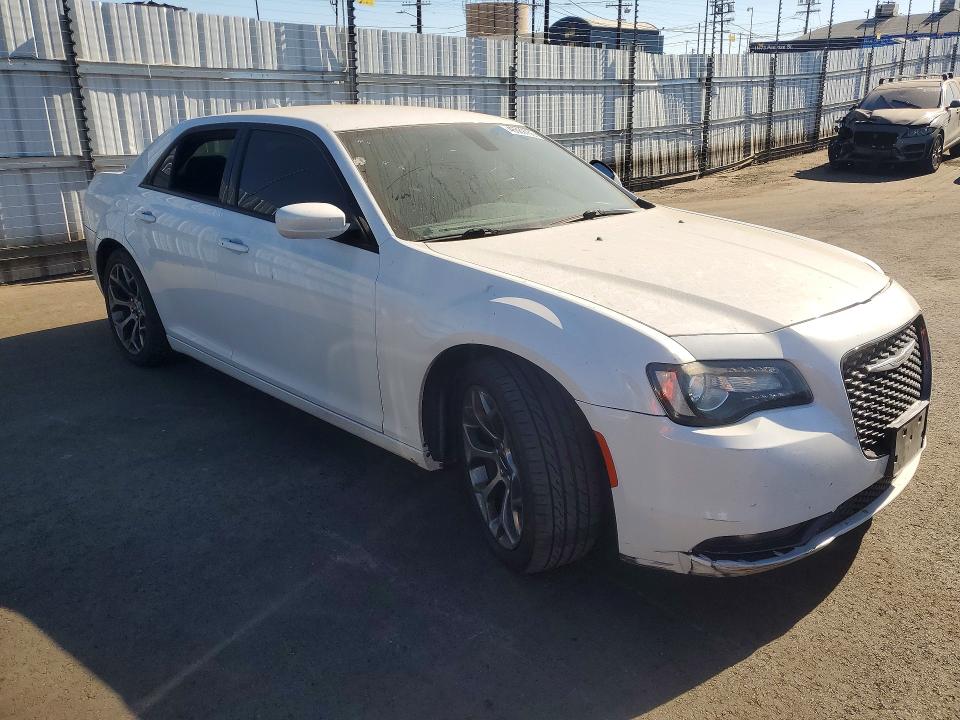 Aukcja sprzedaży 2016 Chrysler 300, vin: 2C3CCABG2GH167703, numer aukcji: 46689766