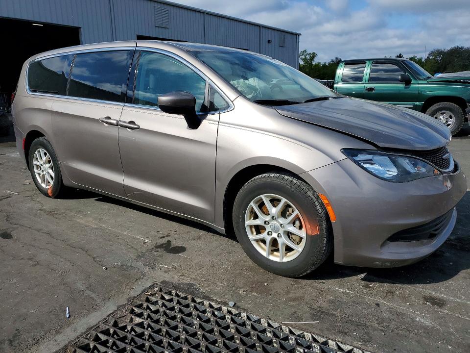 Продажа на аукционе авто 2017 Chrysler Pacifica, vin: 2C4RC1CG0HR770679, номер лота: 45944596