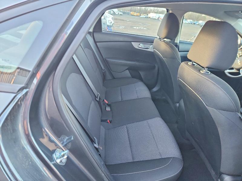Продажа на аукционе авто 2023 Kia Forte, vin: 3KPF24AD0PE680206, номер лота: 45593676