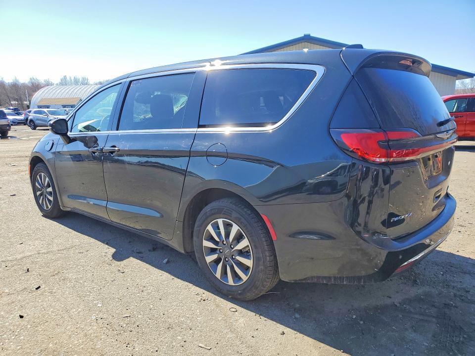 2023 Chrysler Pacifica მანქანა იყიდება აუქციონზე, vin: 2C4RC1L72PR632222, აუქციონის ნომერი: 47511236