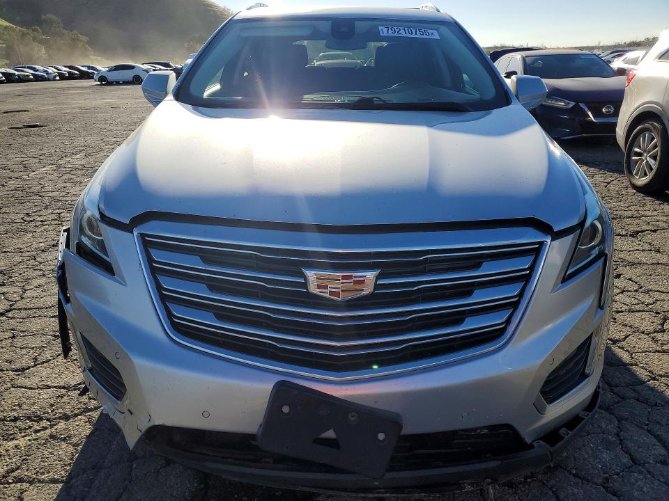 79210755 :رقم المزاد ، 1GYKNBRS0HZ212683 vin ، 2017 Cadillac Xt5 مزاد بيع