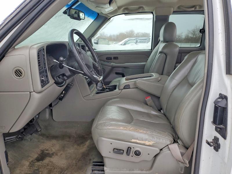 45997576 :رقم المزاد ، 1GCGK29U23Z318535 vin ، 2003 Chevrolet Silverado مزاد بيع