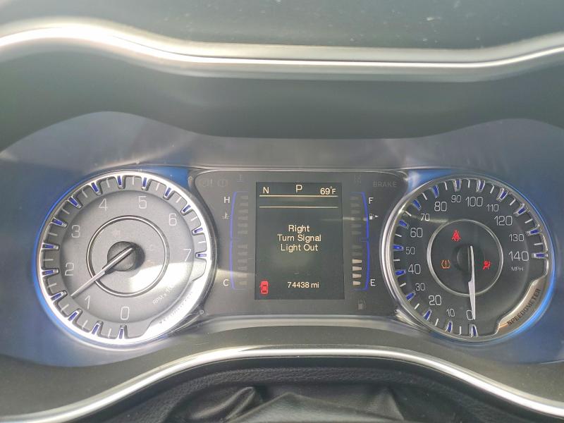 Продаж на аукціоні авто 2015 Chrysler 200, vin: 1C3CCCAB1FN746706, номер лоту: 48252786