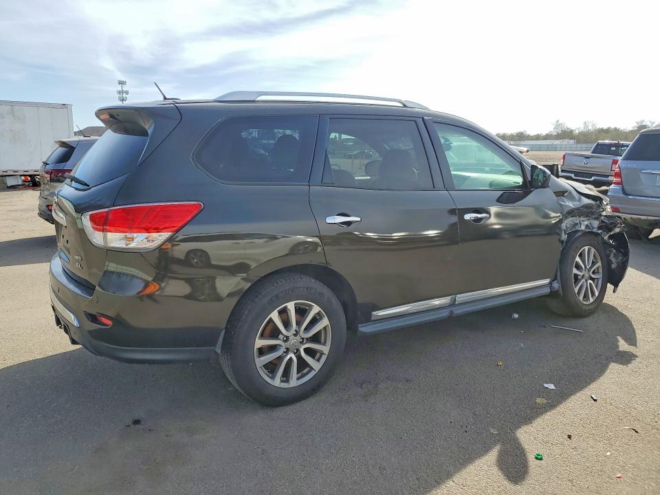 Продажа на аукционе авто 2015 Nissan Pathfinder, vin: 5N1AR2MM0FC627206, номер лота: 46817166
