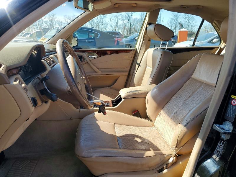 2001 Mercedes-benz E-class მანქანა იყიდება აუქციონზე, vin: WDBJF65J91B322566, აუქციონის ნომერი: 46408116