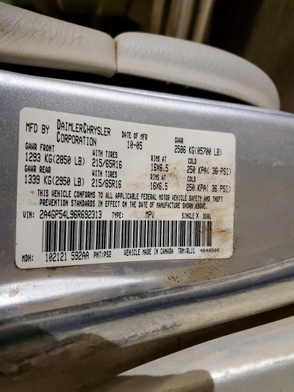 2006 Chrysler Town & Country მანქანა იყიდება აუქციონზე, vin: 2A4GP54L96R692313, აუქციონის ნომერი: 47285776