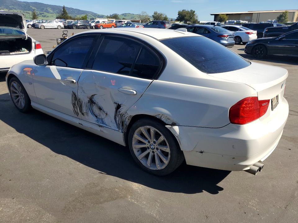 Продажа на аукционе авто 2011 Bmw 328i, vin: WBAPH5G54BNM80505, номер лота: 41840236