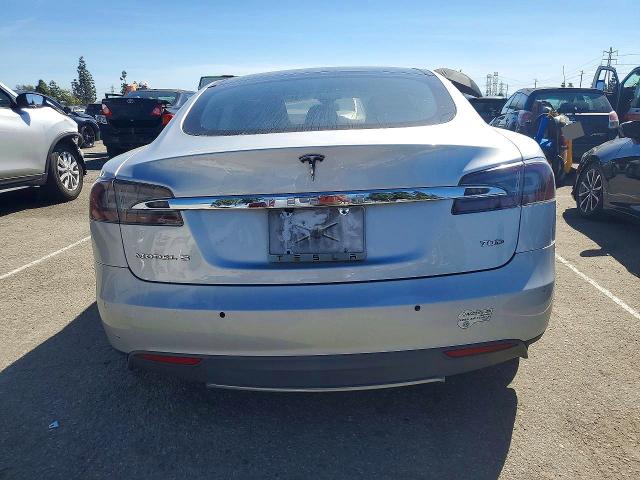 46543546 :رقم المزاد ، 5YJSA1E26FF113287 vin ، 2015 Tesla Model S مزاد بيع