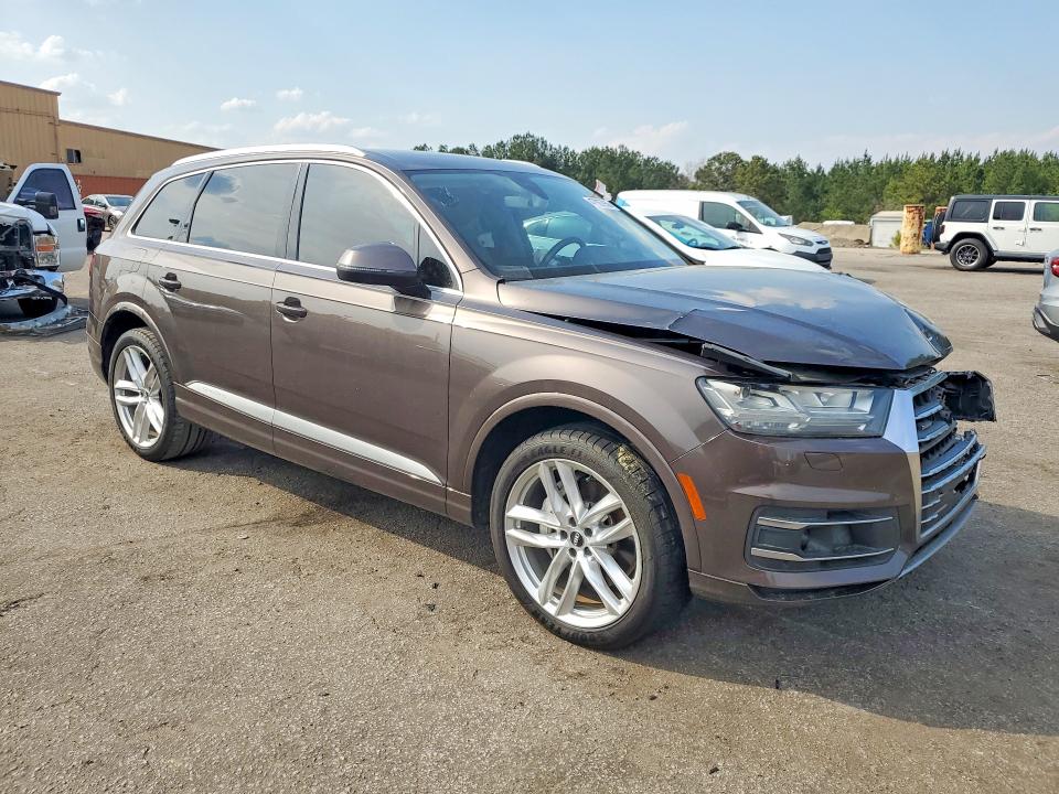 47067956 :رقم المزاد ، WA1VABF78HD008929 vin ، 2017 Audi Q7 مزاد بيع