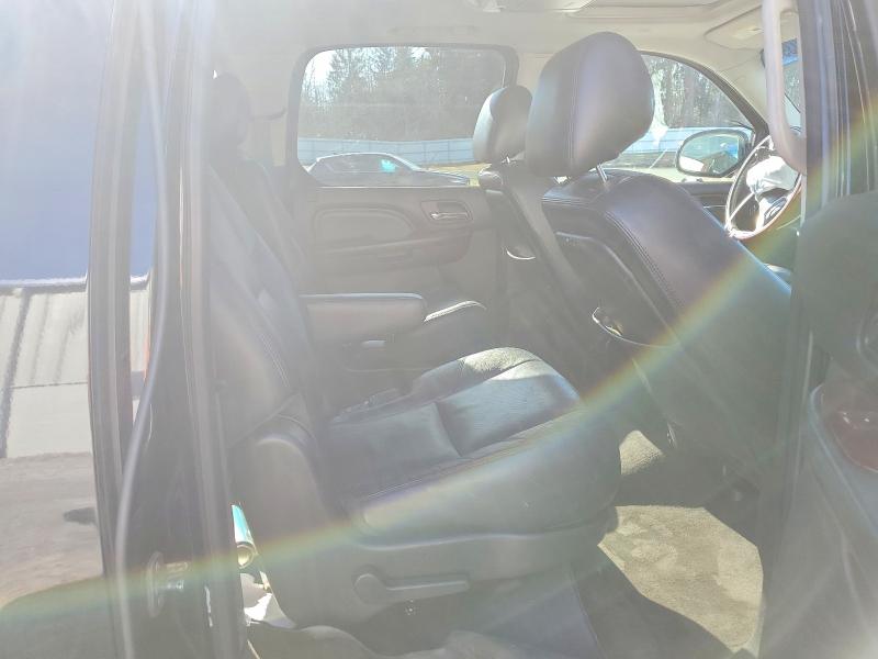42060396 :رقم المزاد ، 1GYS4JEF6DR104178 vin ، 2013 Cadillac Escalade مزاد بيع