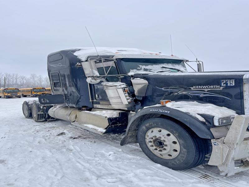 Продажа на аукционе авто 2017 Kenworth Construction, vin: 1XKWD40X3HJ984841, номер лота: 97418455