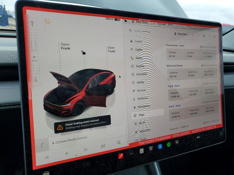46268876 :رقم المزاد ، 7SAYGDEE7TA490906 vin ، 2026 Tesla Model Y مزاد بيع