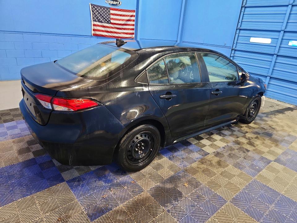 78646125 :رقم المزاد ، 5YFEPMAE8MP230707 vin ، 2021 Toyota Corolla مزاد بيع