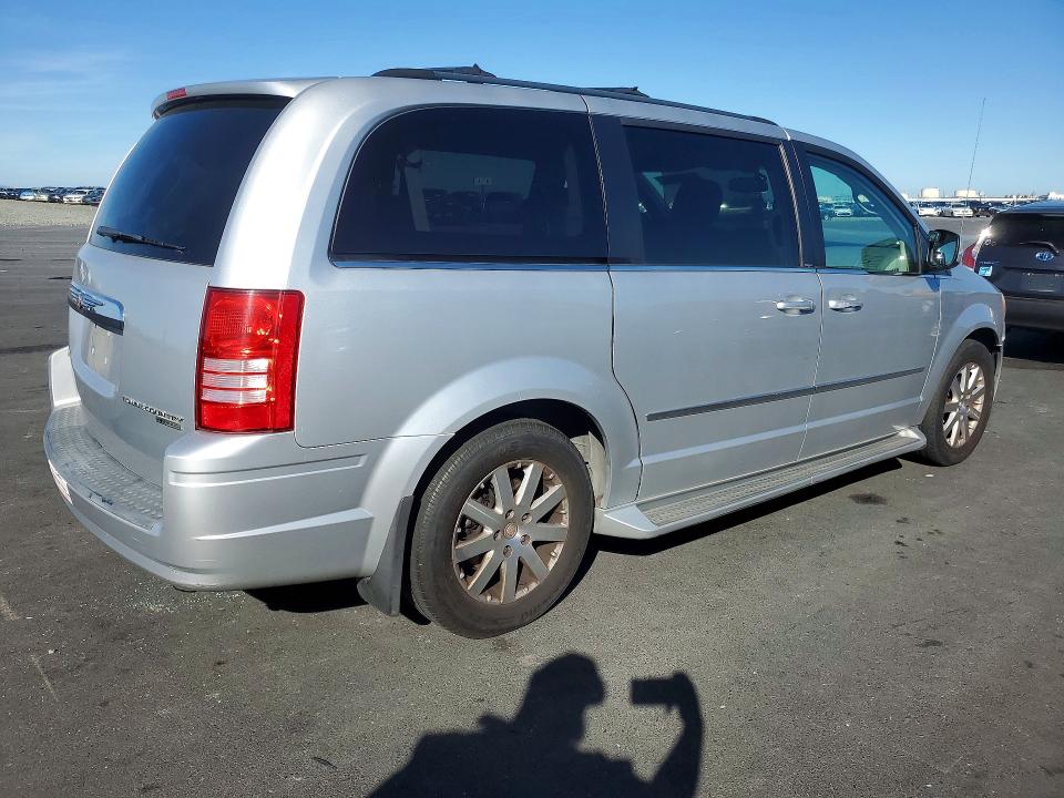 79840965 :رقم المزاد ، 2A8HR54119R522141 vin ، 2009 Chrysler Town & Country مزاد بيع