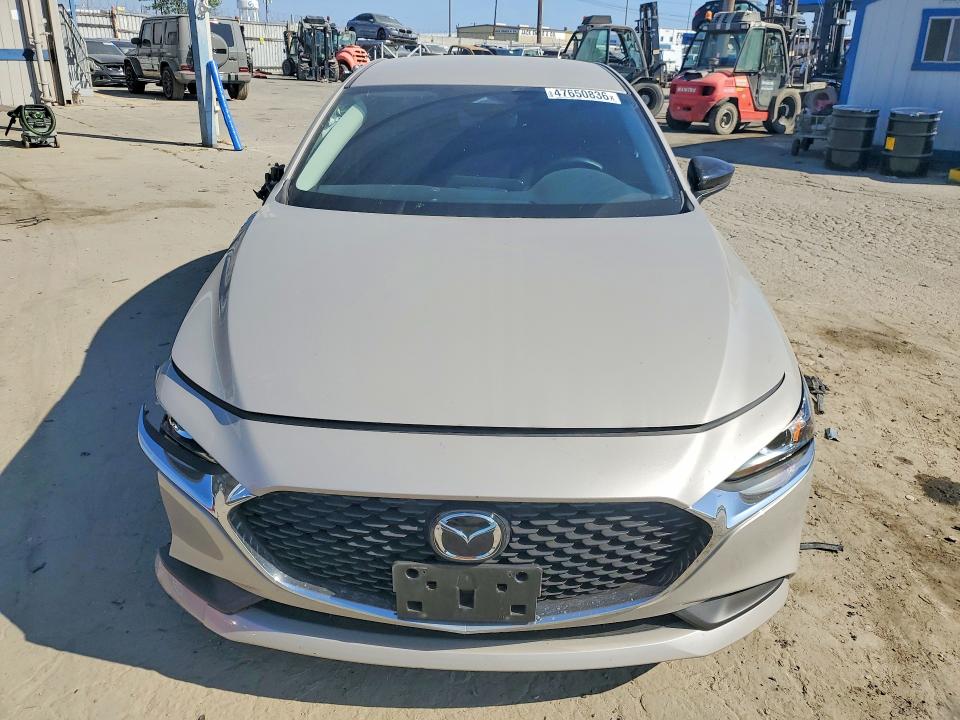 Продажа на аукционе авто 2025 Mazda 3, vin: JM1BPABM0S1769010, номер лота: 47650836