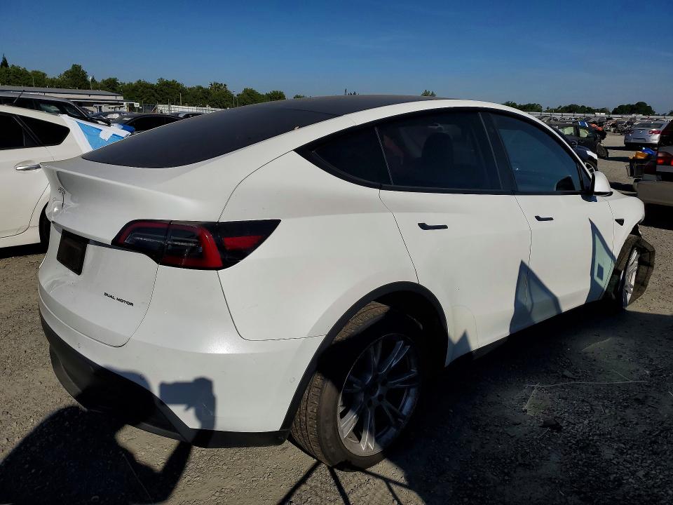 47750096 :رقم المزاد ، 5YJYGDEE5MF229212 vin ، 2021 Tesla Model Y مزاد بيع
