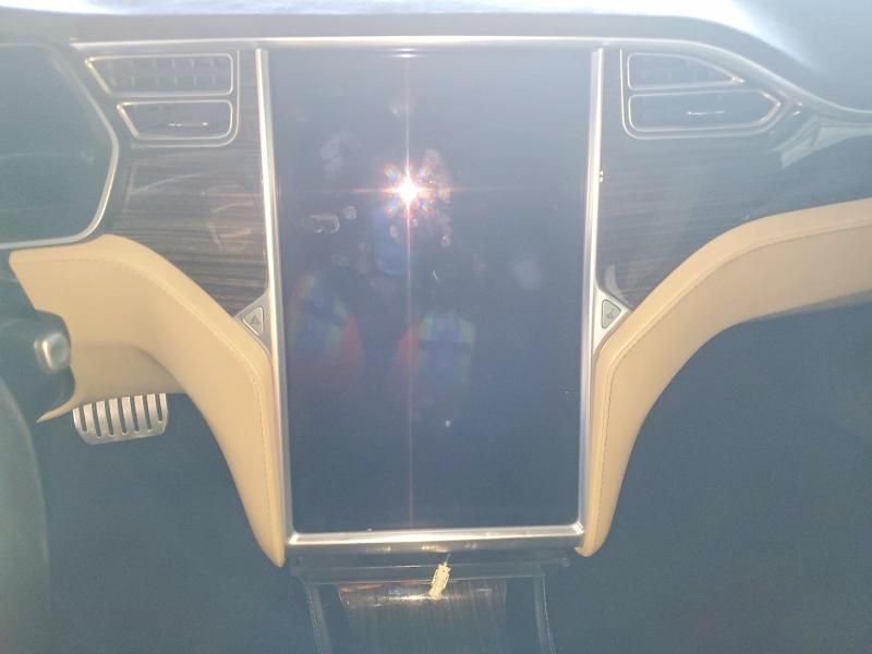 Продажа на аукционе авто 2015 Tesla Model S, vin: 5YJSA4H49FF084026, номер лота: 46340726