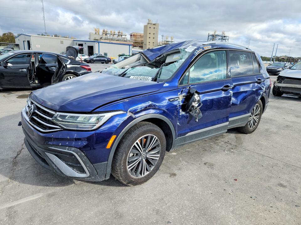 41824866 :رقم المزاد ، 3VV5B7AX2RM209109 vin ، 2024 Volkswagen Tiguan مزاد بيع