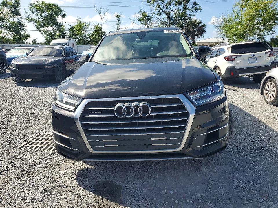 47701746 :رقم المزاد ، WA1LAAF72JD036393 vin ، 2018 Audi Q7 مزاد بيع