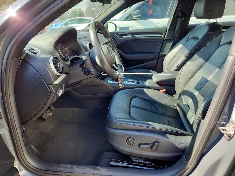 Продажа на аукционе авто 2019 Audi A3, vin: WAUAUGFF2K1009550, номер лота: 41986636