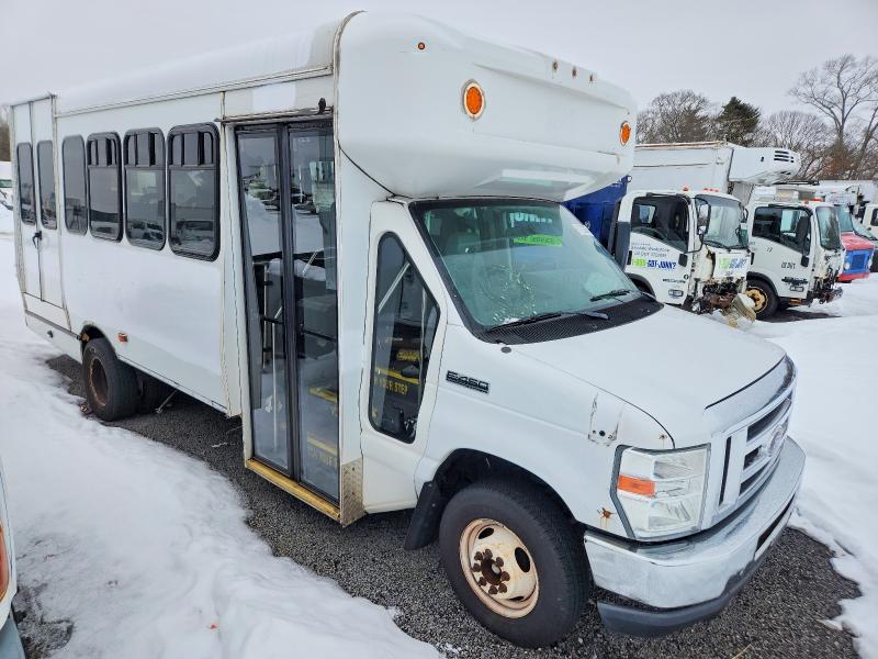 2016 Ford Econoline მანქანა იყიდება აუქციონზე, vin: 1FDFE4FS4GDC33597, აუქციონის ნომერი: 53126066