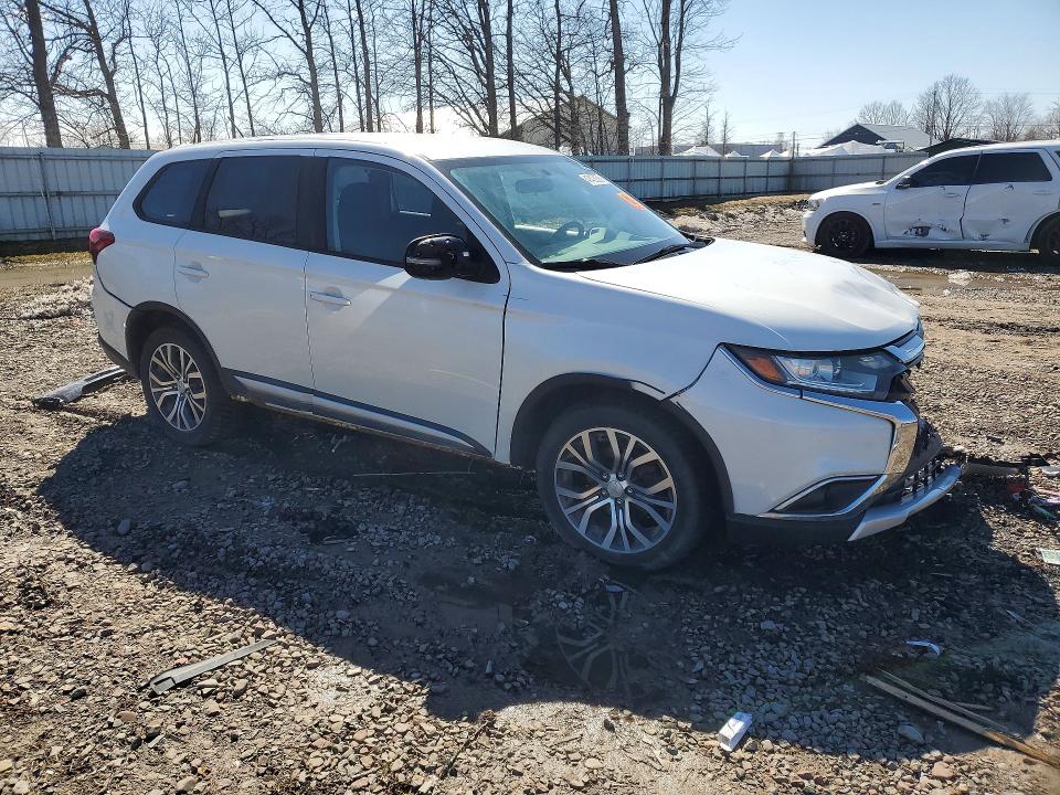 2016 Mitsubishi Outlander მანქანა იყიდება აუქციონზე, vin: JA4AZ3A36GZ039678, აუქციონის ნომერი: 47406036