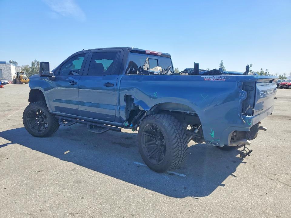 Продажа на аукционе авто 2024 Chevrolet Silverado, vin: 3GCUDFE86RG215690, номер лота: 47596016