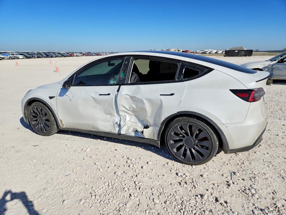2023 Tesla Model Y მანქანა იყიდება აუქციონზე, vin: 7SAYGDEF4PF773345, აუქციონის ნომერი: 46872756
