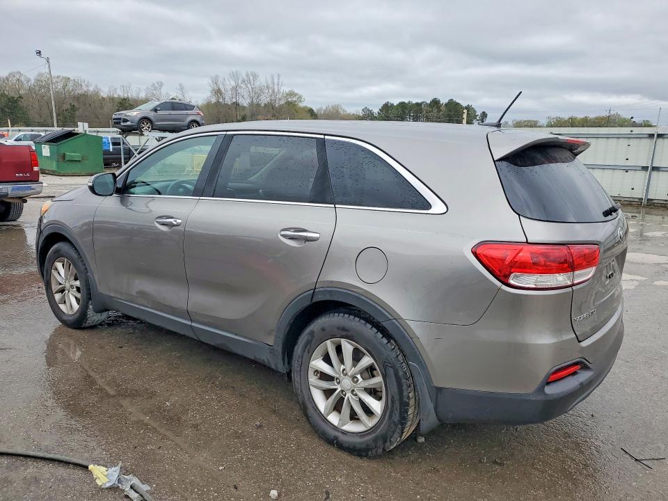 2017 Kia Sorento მანქანა იყიდება აუქციონზე, vin: 5XYPG4A38HG320666, აუქციონის ნომერი: 45507466