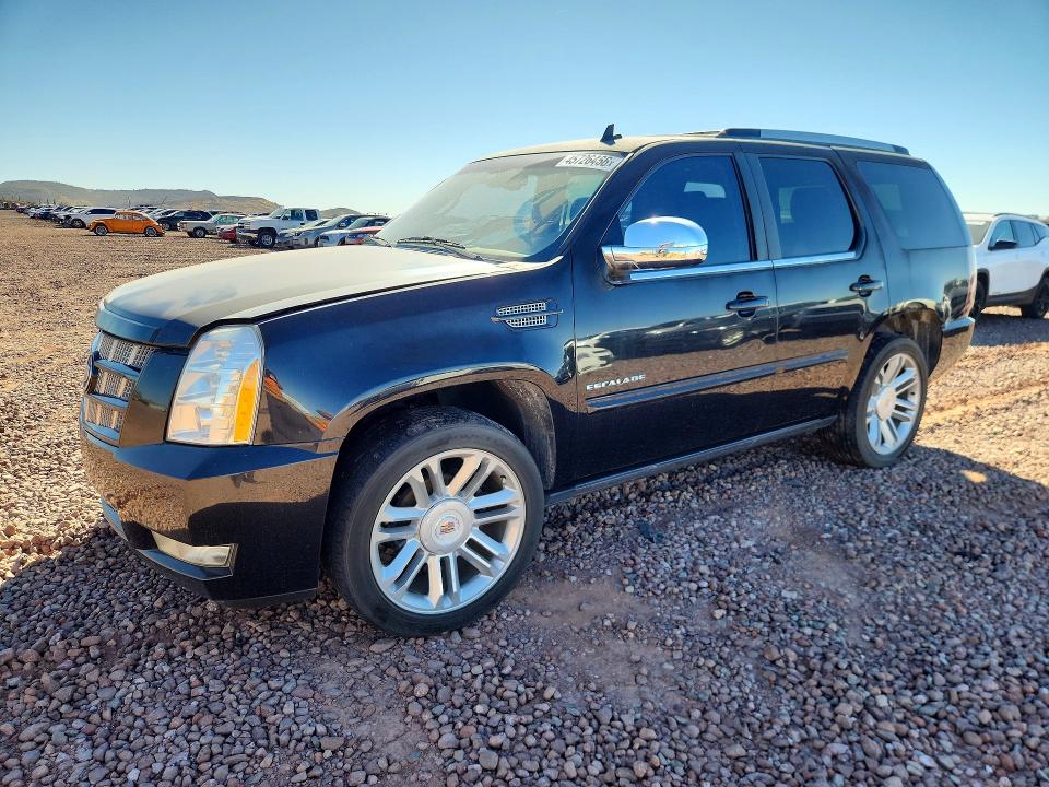 45726466 :رقم المزاد ، 1GYS4CEF0DR232184 vin ، 2013 Cadillac Escalade مزاد بيع