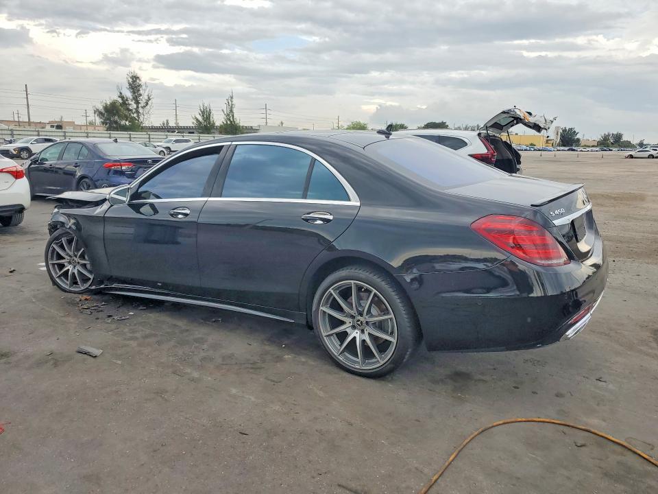 46263966 :رقم المزاد ، WDDUG6GB8JA352218 vin ، 2018 Mercedes-benz S مزاد بيع
