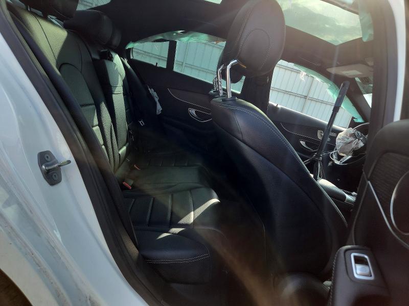 45687476 :رقم المزاد ، 55SWF8EB0KU286761 vin ، 2019 Mercedes-benz C مزاد بيع