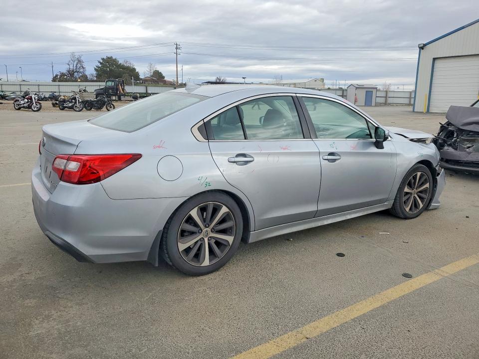 46029326 :رقم المزاد ، 4S3BNAN66K3037603 vin ، 2019 Subaru Legacy مزاد بيع