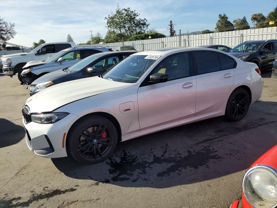 Auction sale of the 2023 Bmw 330e, vin: 3MW39FF03P8C99428, lot number: 47826766