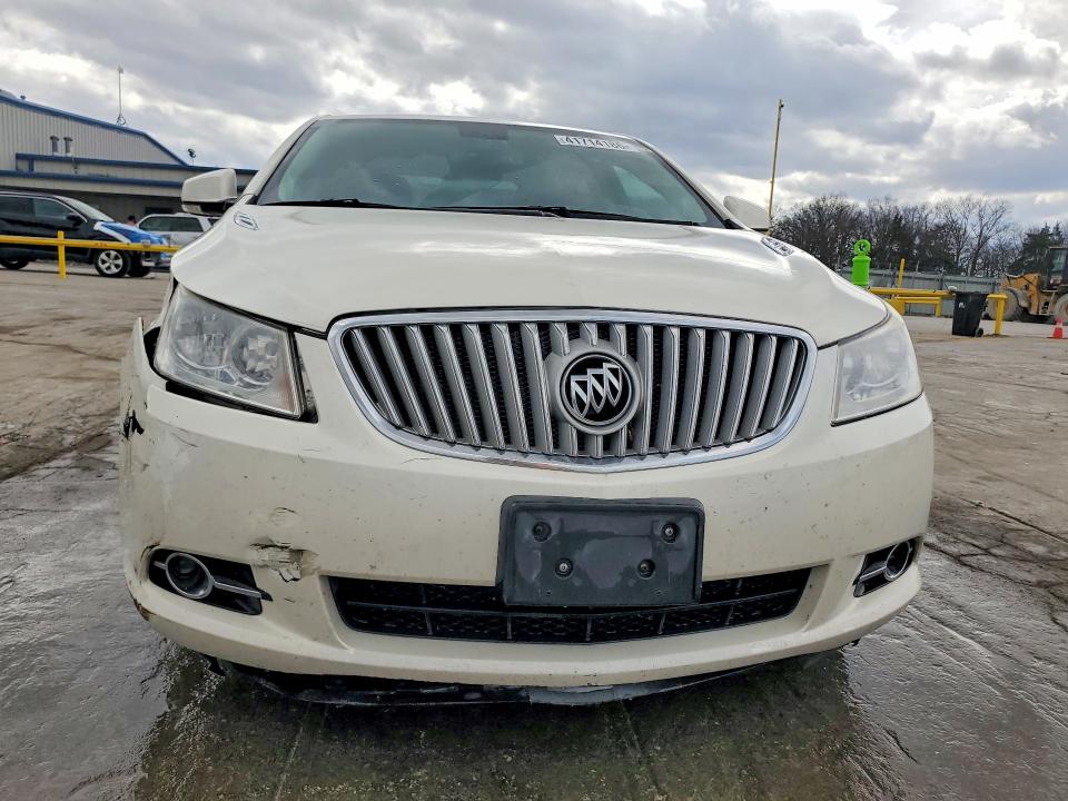 41714186 :رقم المزاد ، 1G4GE5ED4BF398396 vin ، 2011 Buick Lacrosse مزاد بيع