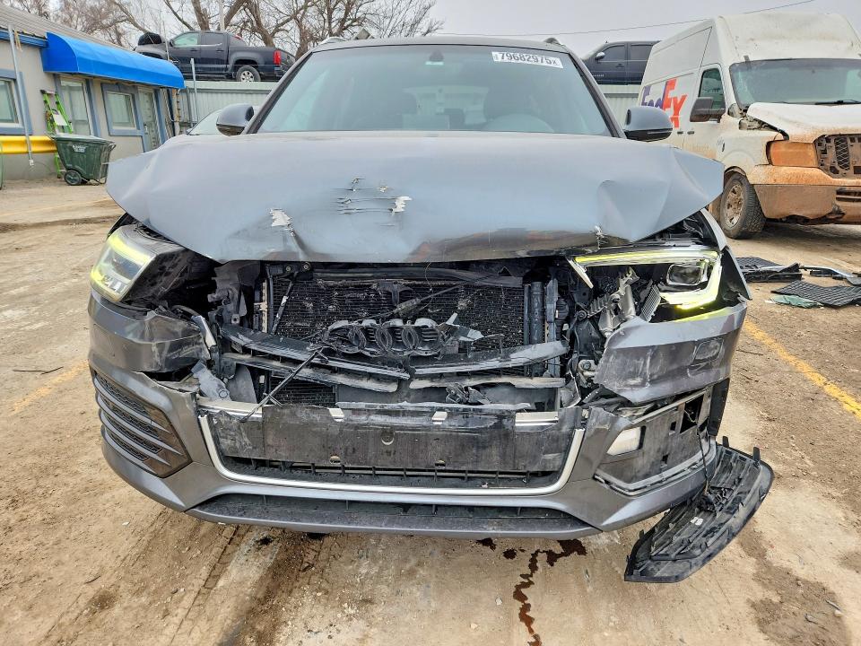 2018 Audi Q3 მანქანა იყიდება აუქციონზე, vin: WA1JCCFS8JR011633, აუქციონის ნომერი: 79682975