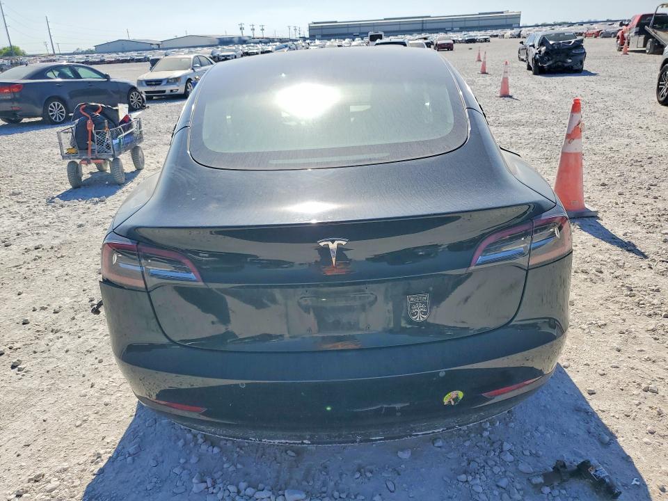 Продажа на аукционе авто 2018 Tesla Model 3, vin: 5YJ3E1EA8JF165920, номер лота: 47363036