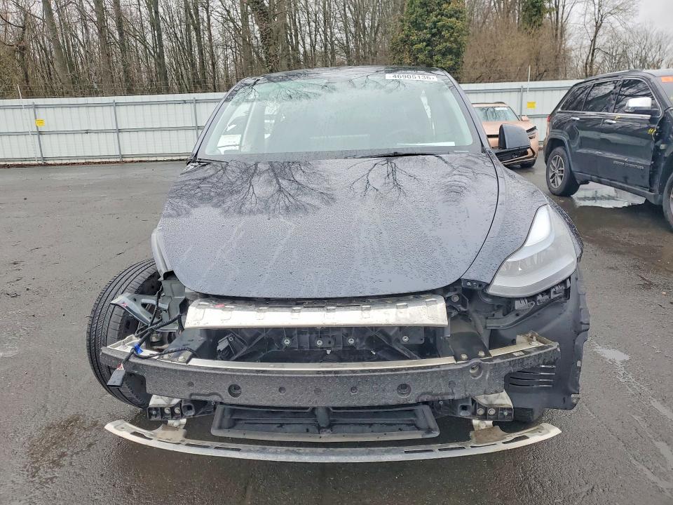 2024 Tesla Model Y მანქანა იყიდება აუქციონზე, vin: 7SAYGDEE7RA218266, აუქციონის ნომერი: 46905136
