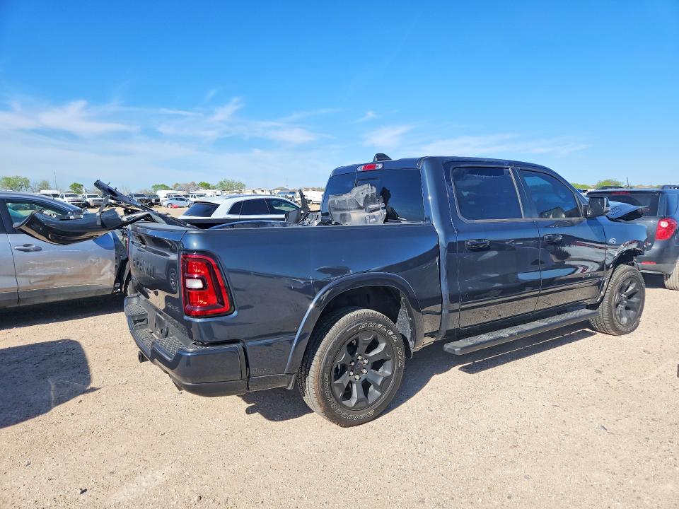 46284436 :رقم المزاد ، 1C6SRFFT4TN233431 vin ، 2026 Ram 1500 مزاد بيع