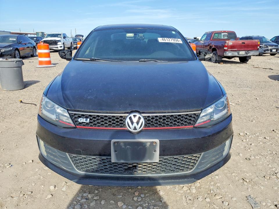 46127956 :رقم المزاد ، 3VW5T7AJ0EM326251 vin ، 2014 Volkswagen Jetta مزاد بيع