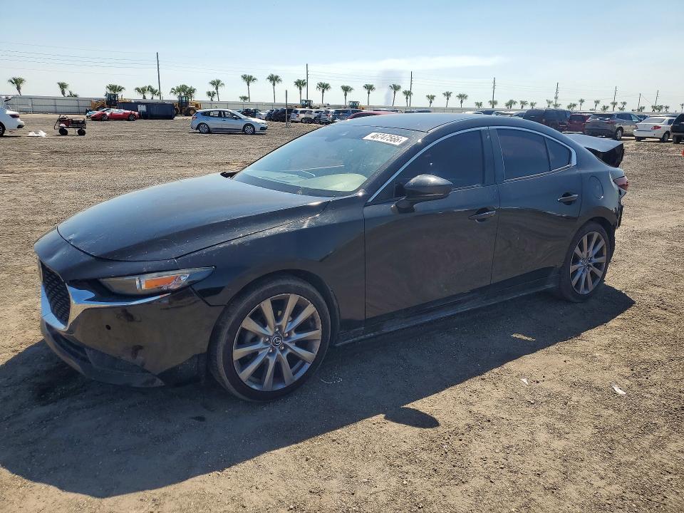 46747566 :رقم المزاد ، JM1BPABL9M1324453 vin ، 2021 Mazda 3 مزاد بيع