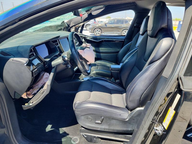 48122326 :رقم المزاد ، 5YJXCBE23JF090047 vin ، 2018 Tesla Model X مزاد بيع
