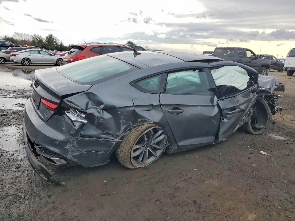Продажа на аукционе авто 2024 Audi A5, vin: WAUDACF56RA100479, номер лота: 46042006