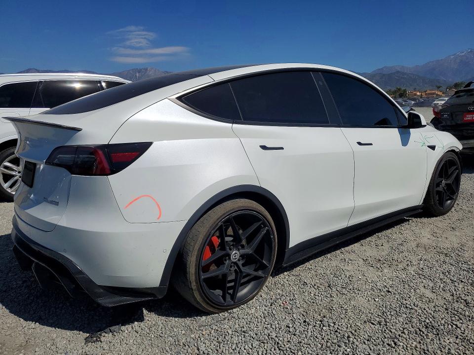 2022 Tesla Model Y მანქანა იყიდება აუქციონზე, vin: 7SAYGDEFXNF489005, აუქციონის ნომერი: 41816026