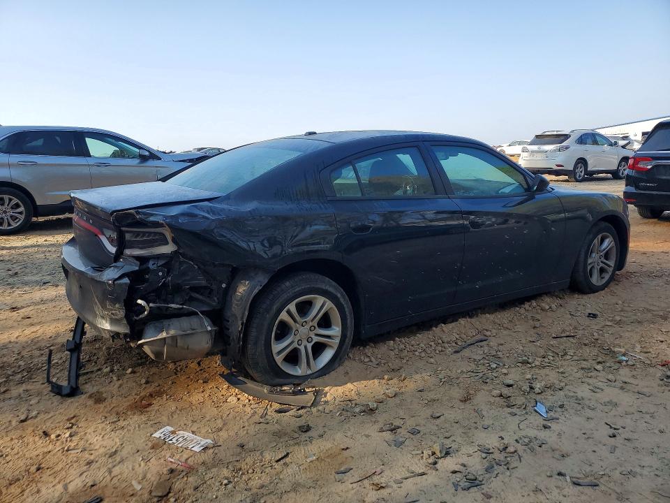 47633636 :رقم المزاد ، 2C3CDXBG9FH881200 vin ، 2015 Dodge Charger مزاد بيع