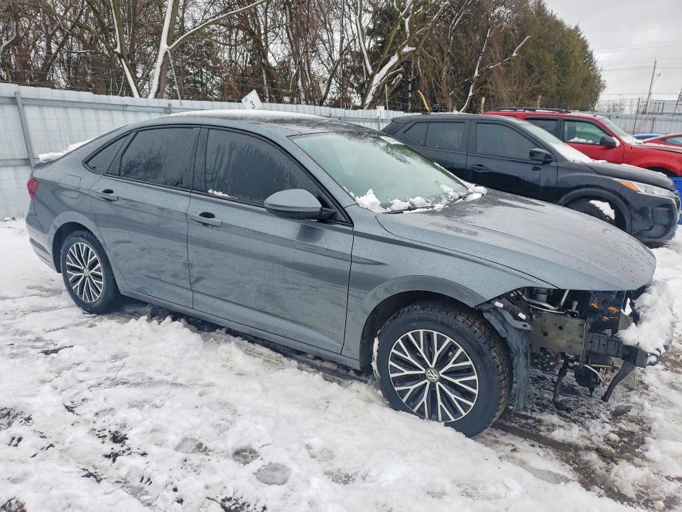 45740606 :رقم المزاد ، 3VWC57BU5MM010563 vin ، 2021 Volkswagen Jetta مزاد بيع